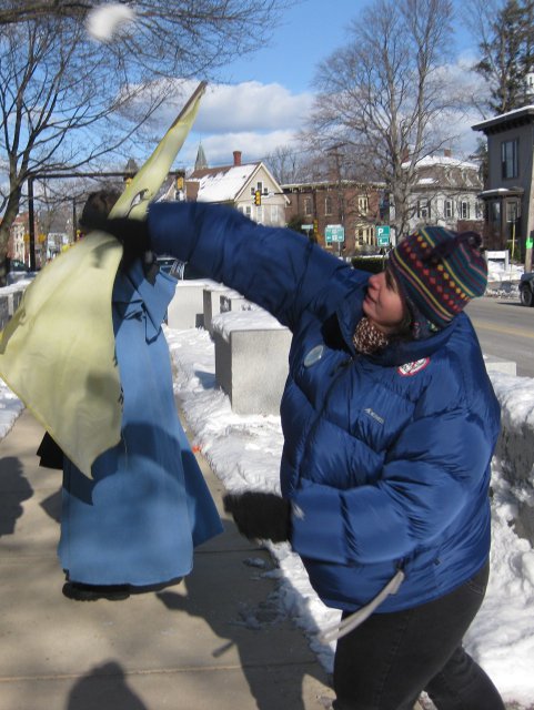 Up Yours, Feds, With a Snowball!